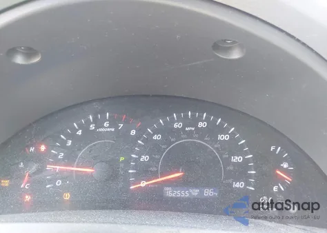 2010 Toyota Camry Le z USA, uszkodzony, nr VIN 4T4BF3EKXAR084844